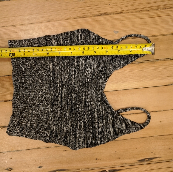 Knit Crop Top - Picture 3 of 4
